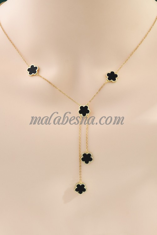 Simple black flower shape necklace