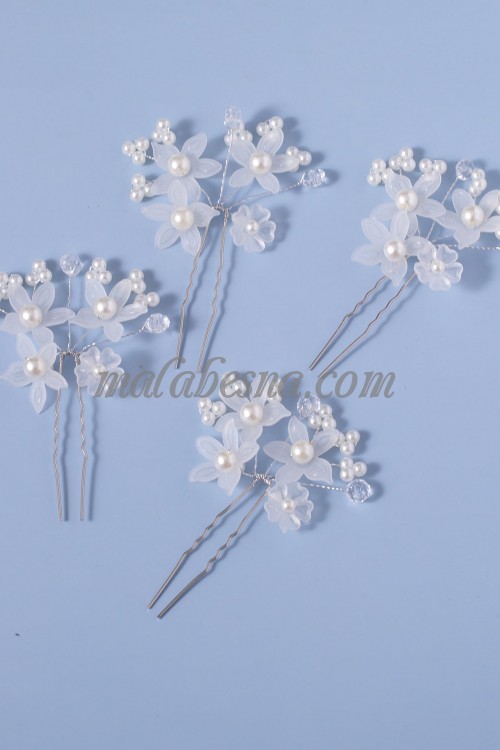 4 white hair clips with flowers and pearls