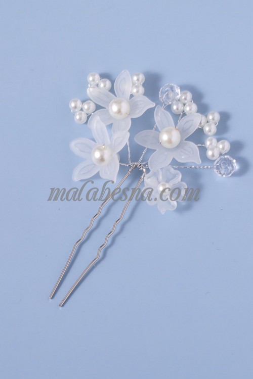 4 white hair clips with flowers and pearls