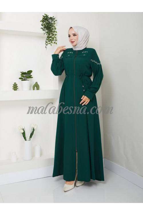 Green Abaya with patterned on the chest with belt