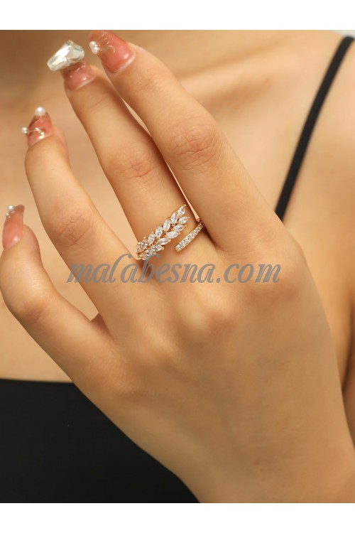 Open Golden ring with Zirconia