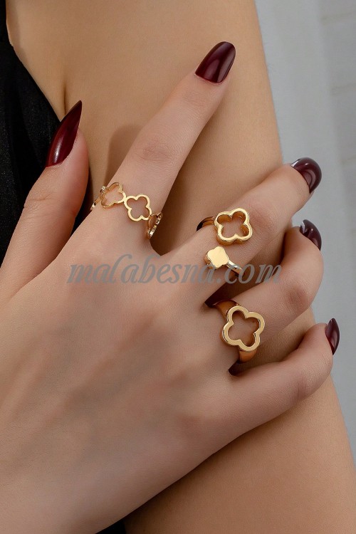 3 rings set with flower pattern