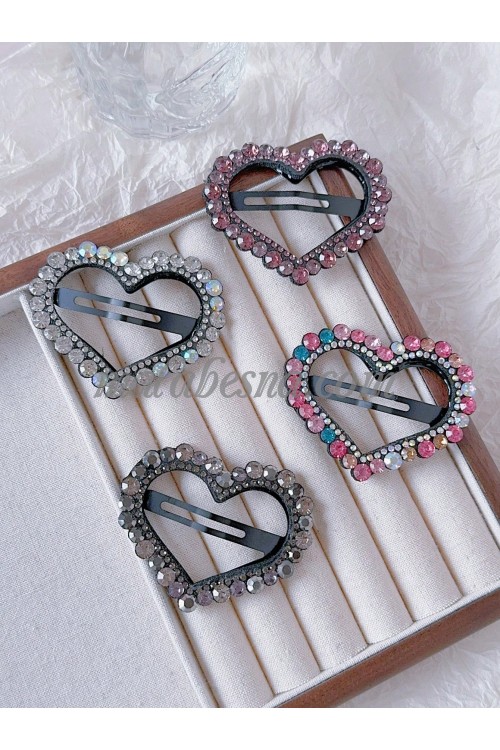 4 hair clips heart shaped